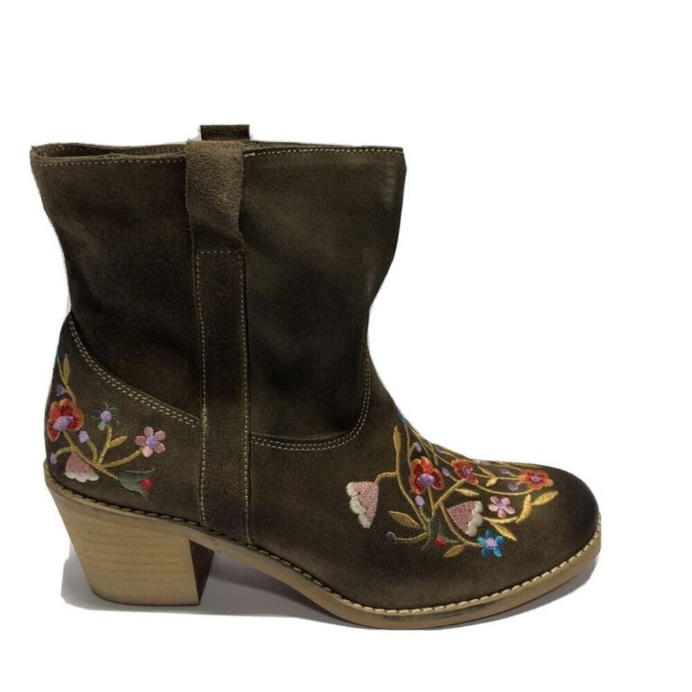 Andre Assous Women’s Jace Boot Brown Size EU38 US8 M